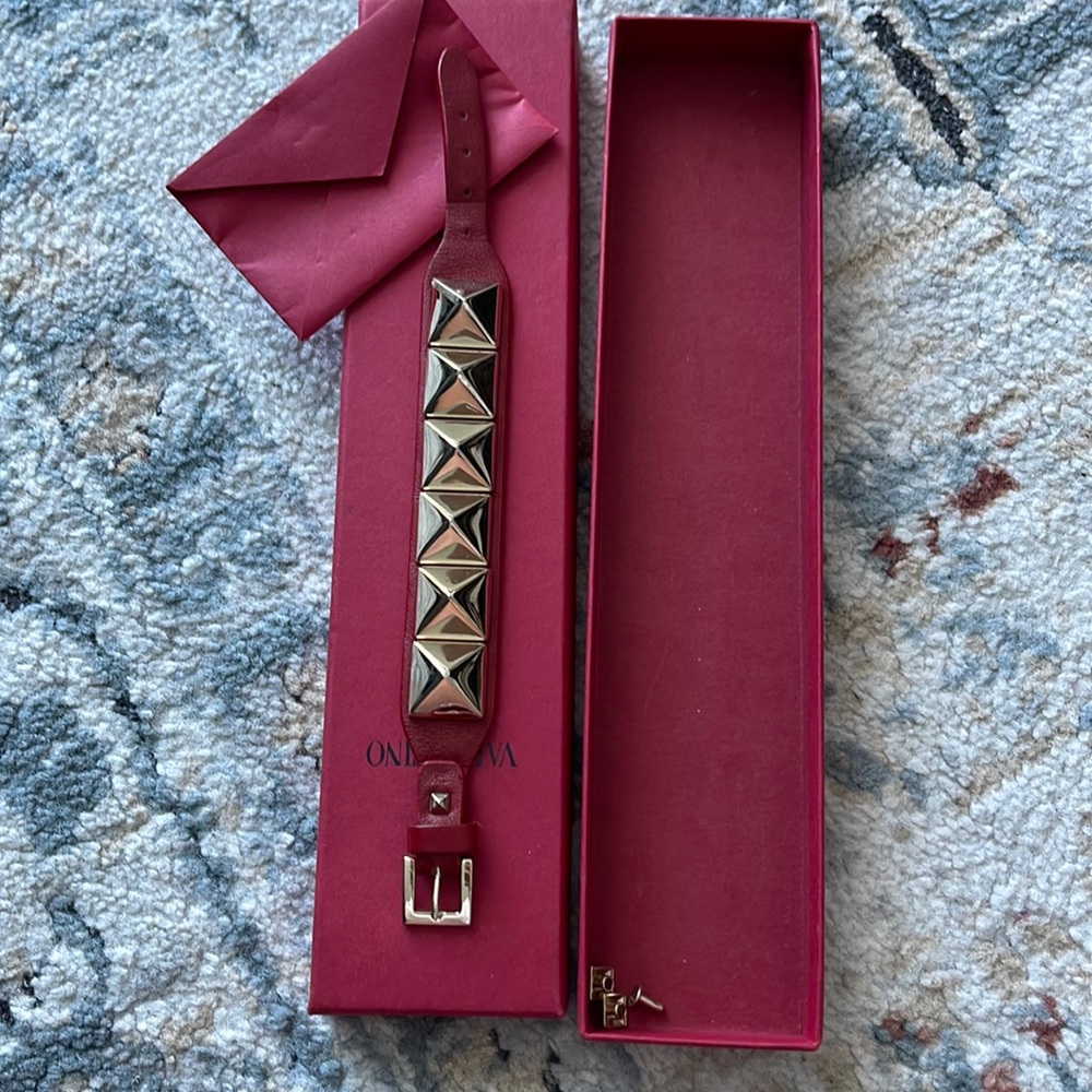 Bracelet Valentino, authentic 100%